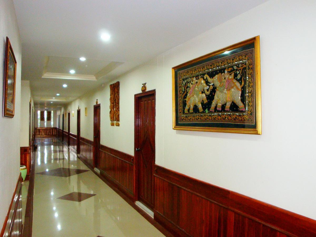 Siam House Interplace Lopburi Ngoại thất bức ảnh