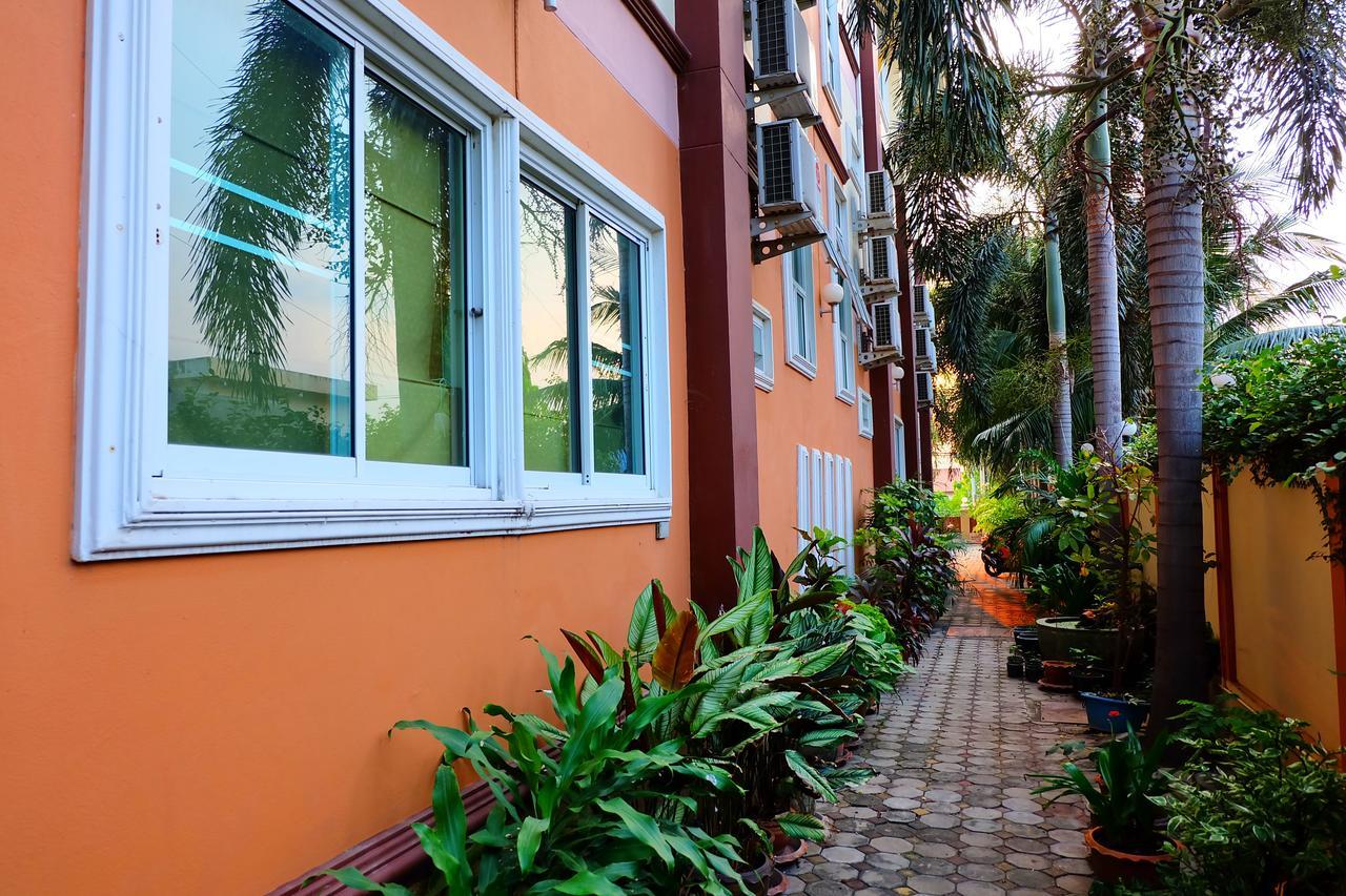 Siam House Interplace Lopburi Ngoại thất bức ảnh