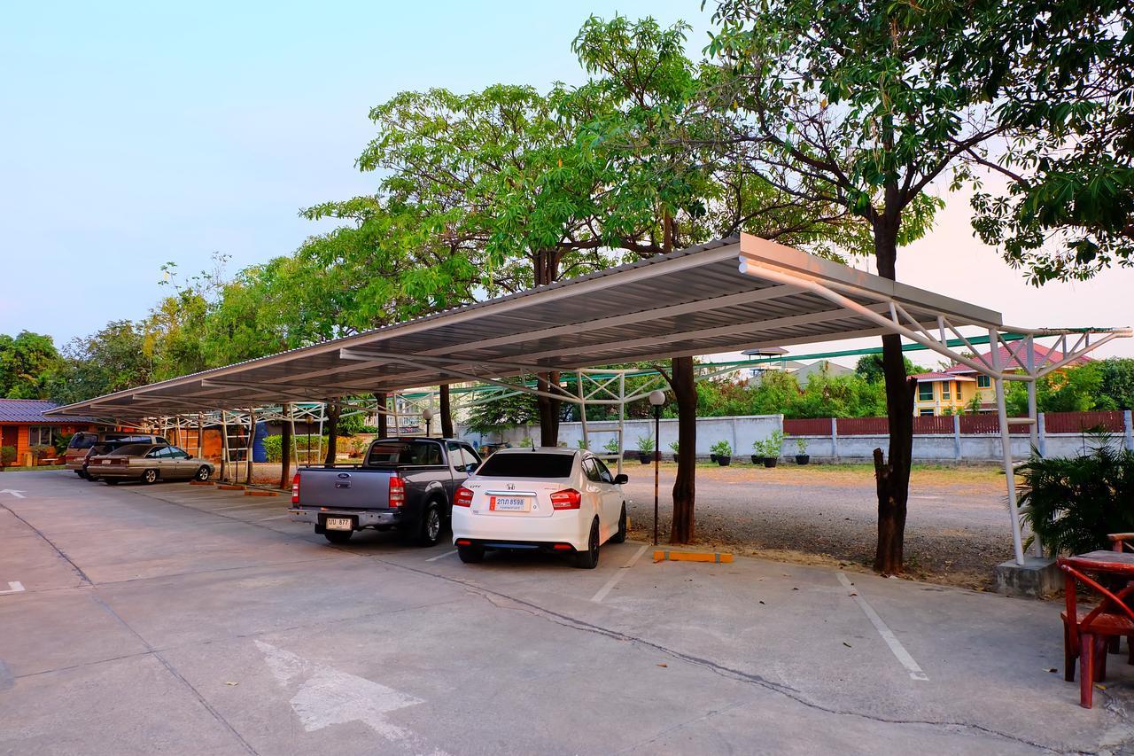 Siam House Interplace Lopburi Ngoại thất bức ảnh